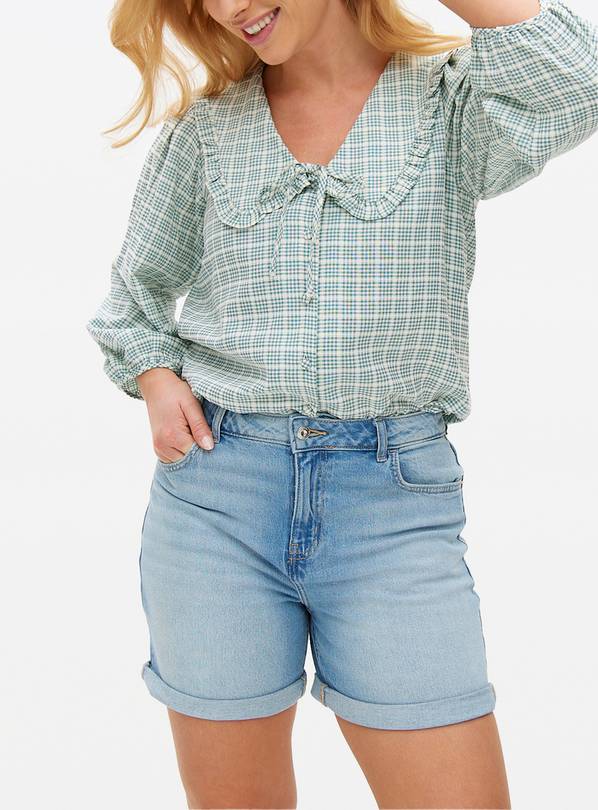 Light Wash Denim Boy Shorts 18
